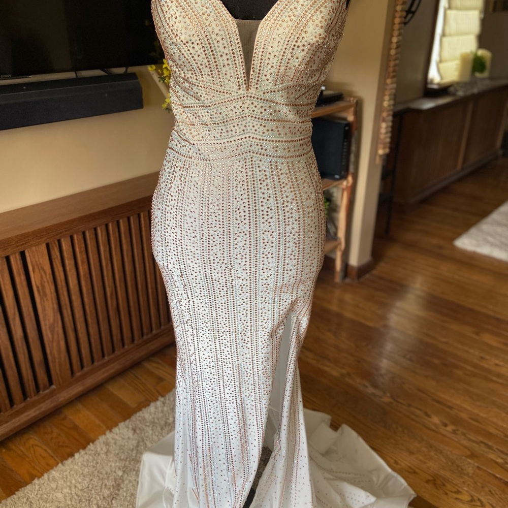 White gown